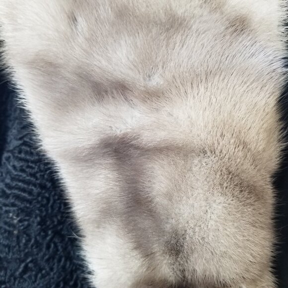 Vintage Curly Wool Mink Collar Opera Jacket Genuine Fur Some Condition Issues - Picture 12 of 16